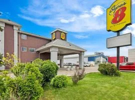 Super 8 by Wyndham Saskatoon Near Saskatoon Airport