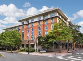 Hilton Garden Inn Shirlington, hotel en Arlington