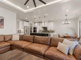 Sundance Den home, Hotel in Harrisburg Junction