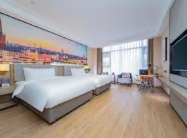Vienna International Hotel Qianjiang Qianyang West Road Bus Station