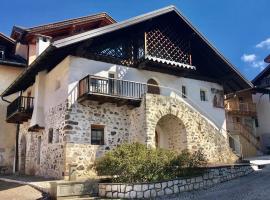 Alte Stube - Antica dimora nelle Dolomiti, hotel i Transacqua