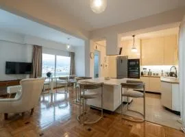 Central Luxury Penthouse
