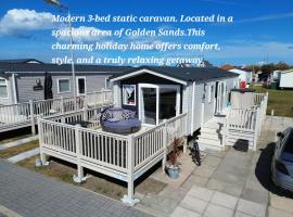 R&A Static Caravan Holidays, Towyn, North Wales, hotel in Kinmel Bay