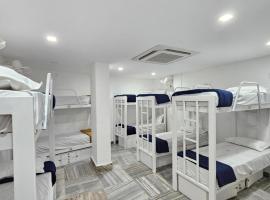 Lowfare Dormitory, hotel v destinaci Kóžikkót