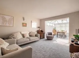 Charming Lytham two bedroom bungalow & garden