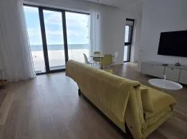 Efinity Sea View Luxury Apartment