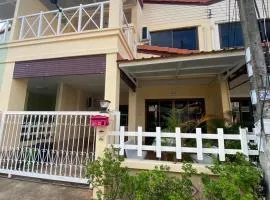 Kata beach Townhouse BL2
