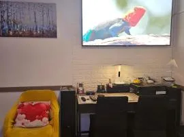 רמת גן - תל השומר - מכללת רג - אוני' בר-אילן - חדרי לינה מפוארים - חניה חינם -