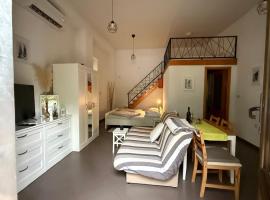 Apartment Paolo, hotel i Senj