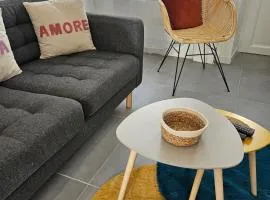 Le Story Home