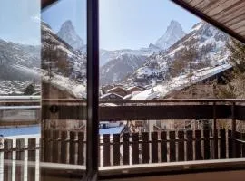 Central Penthouse with Matterhorn view