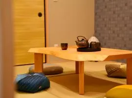 Kyoto Sanjo Matsu Hana Inn 三条松の華京町屋