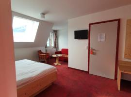 Hotel Strandhotel, hotel in Iseltwald