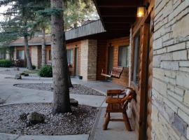 West Winds Lodge, smáhýsi í Ruidoso