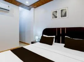 Super Hotel O Aastha Inn