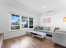 COZY 3BR home near Adelaide CBD