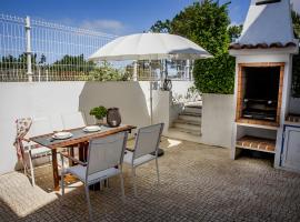 Casa da Lua, hotel in Ericeira