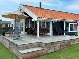 Gorgeous Home In Juelsminde With Sauna