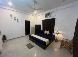 room in Rishikesh