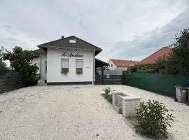 Tó Apartman