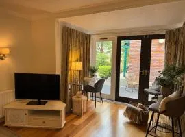 Riverside Folly Lodge Apartment, Oxford City Centre