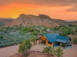 Casa Vermillion Modern Kanab Family Cabin Red Rock Views Near Zion