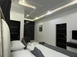 R-Oak Hotels and Apartments