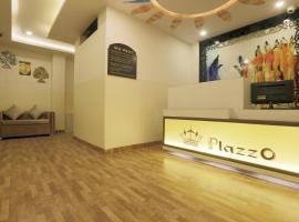 Hotel Plazzo At Delhi International Airport, posada u hoster&iacute;a en Nueva Delhi