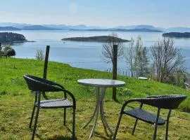 6 person holiday home in Onarheim