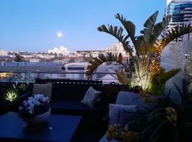 luxury & perfect beach location!