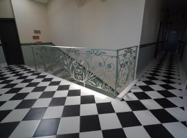 Elidon 1833، فندق في بانتشيفو