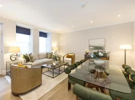 Buckingham & Lloyds Knightsbridge