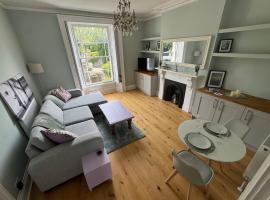 Serene Seaside Escape, ξενοδοχείο σε Clevedon