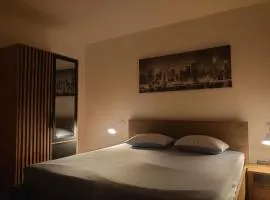 Villa Peragi - Triple Room with Balcony and Private External Bathroom