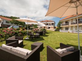 Apartamentos La Bolera, accessible hotel in Isla