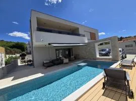 Villa Royal