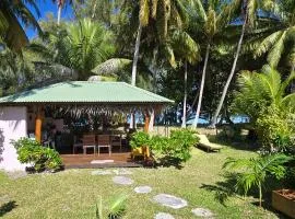 Fare Moana - Lagoon View and Serenity in Rangiroa