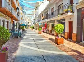 Sunny Studio in Nerja Center with Balcony close to Beach