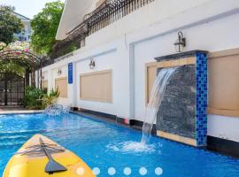 Villa Hồ Bơi Trần Văn Thời khu Du Lịch Tháp Tam Thắng, hotel with hot tubs in Vung Tau