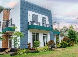Peacock Resort