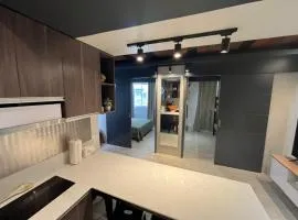 Urban Luxe Oasis