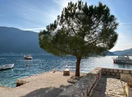Villa Miramare Perast、ペラストのヴィラ