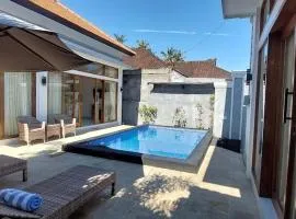 Private villa, simple and comfortable, with pool