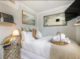 Tiny Home Beach Serenity!, minicasa a Sydney
