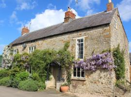 The Old Bakery Barn, bed and breakfast en Pattishall