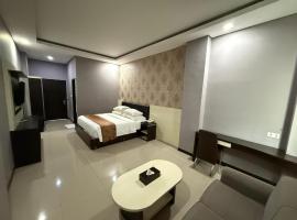 Grand Kerinci Hotel, hotel v destinaci Sungaipenuh