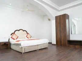 Hotel Dev Sagar & Restaurant