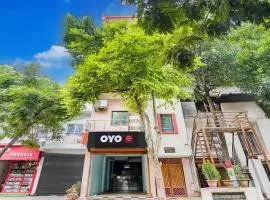 Hotel O Dreamy Inn Baba Chowk Bus Stand