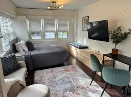 The Pandora Studio
