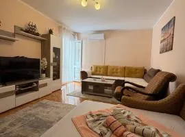 Apartman TOPLA